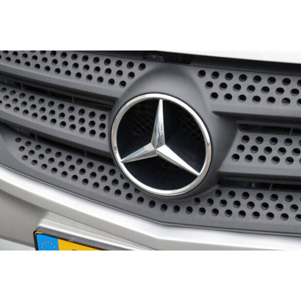 2018 Mercedes-Benz Vito-44070361