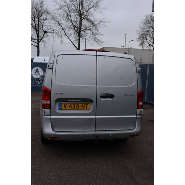 2018 Mercedes-Benz Vito-44070366