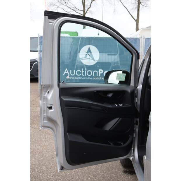 2018 Mercedes-Benz Vito-44070384