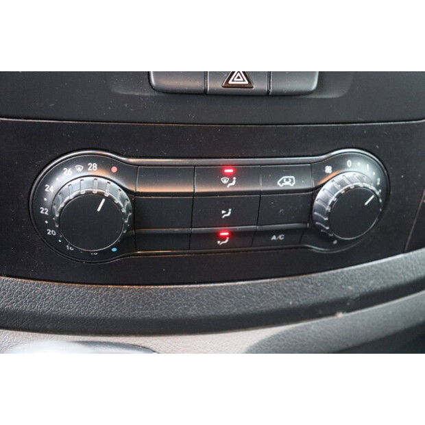 2018 Mercedes-Benz Vito-44070398