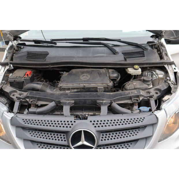 2018 Mercedes-Benz Vito-44070406