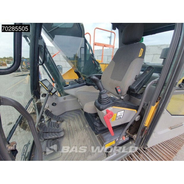 2018 Volvo EC220EL-44070409