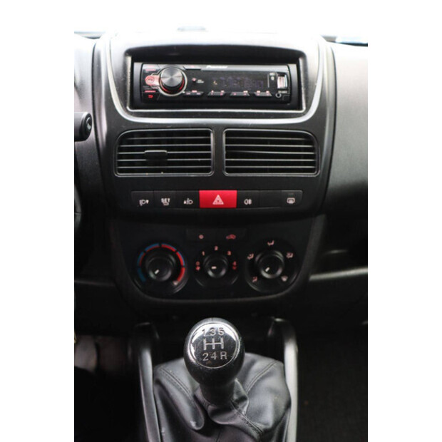 2016 Opel COMBO-44070500