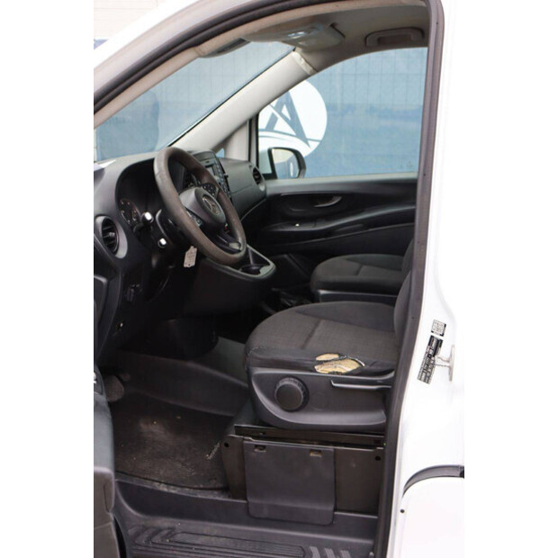 2016 Mercedes-Benz Vito-44070546