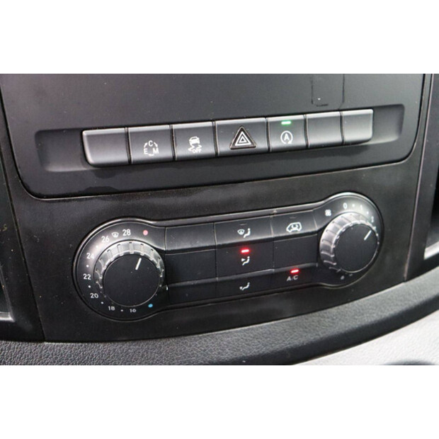 2016 Mercedes-Benz Vito-44070555