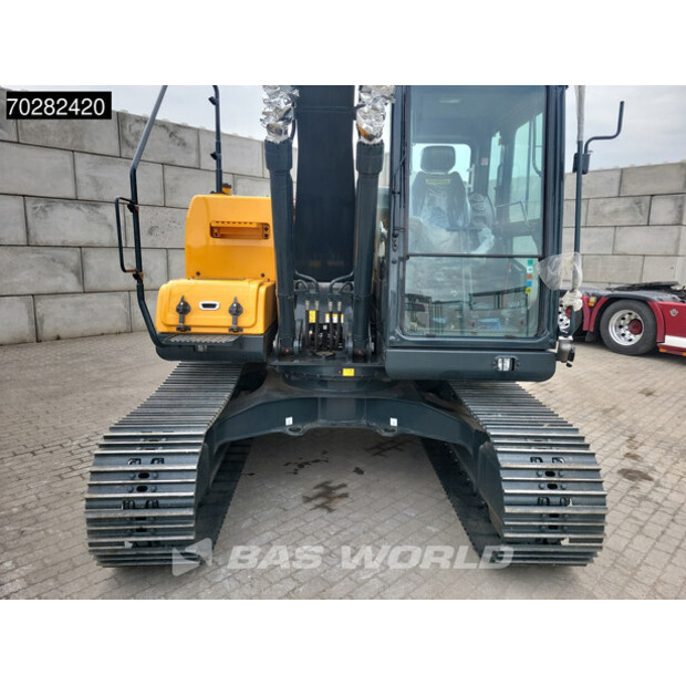 2025 هيونداي HX130-44070761