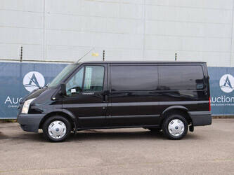 صورة ل المركبات التجارية 2010 فورد TRANSIT