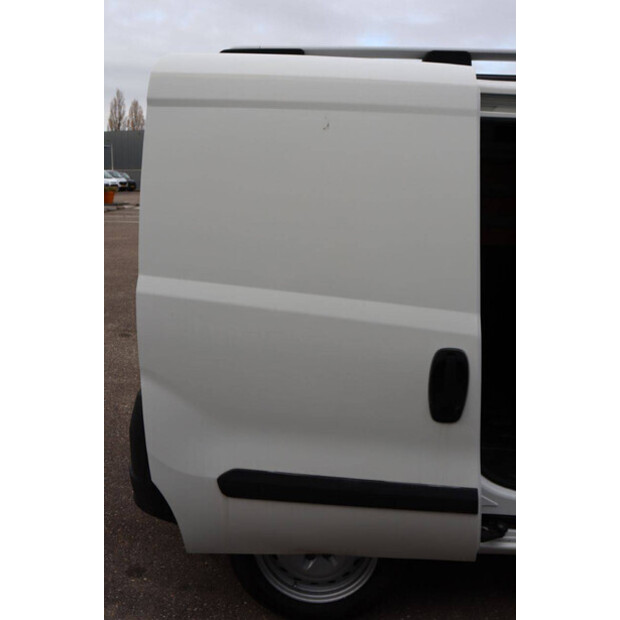 2015 أوبل Combo van-44070931