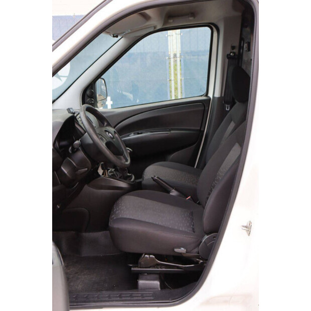 2015 أوبل Combo van-44070936