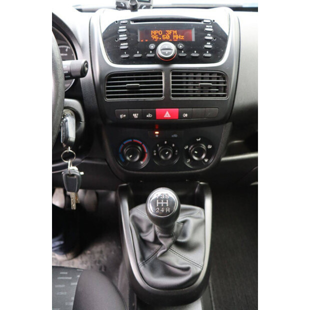 2015 أوبل Combo van-44070941