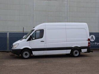 صورة ل المركبات التجارية 2010 مرسيدس بنز Sprinter 316CDI