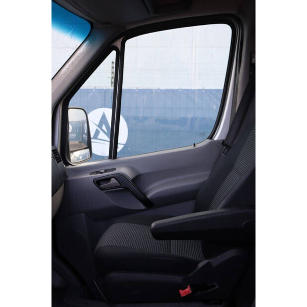 2008 Mercedes-Benz SPRINTER-44071052