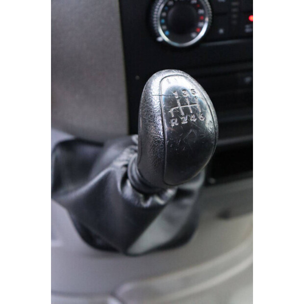 2008 Mercedes-Benz SPRINTER-44071056