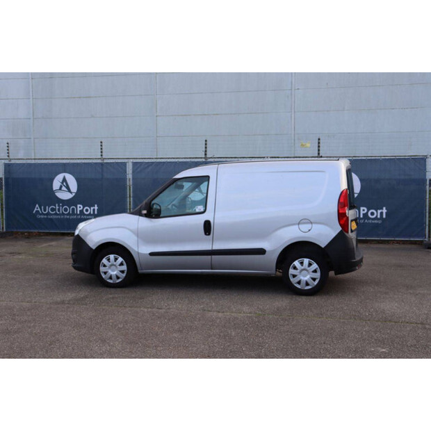 2017 Opel COMBO-44071069