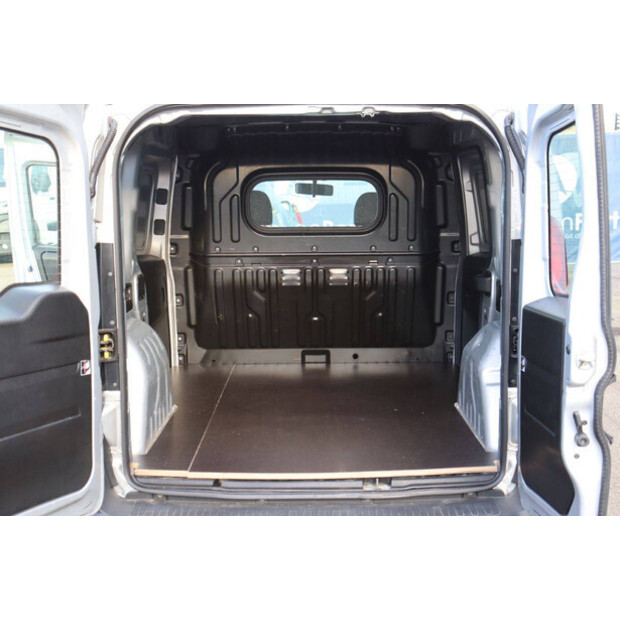 2017 Opel COMBO-44071084
