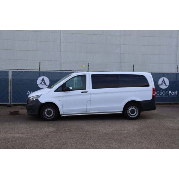 2016 Mercedes-Benz Vito-44071108