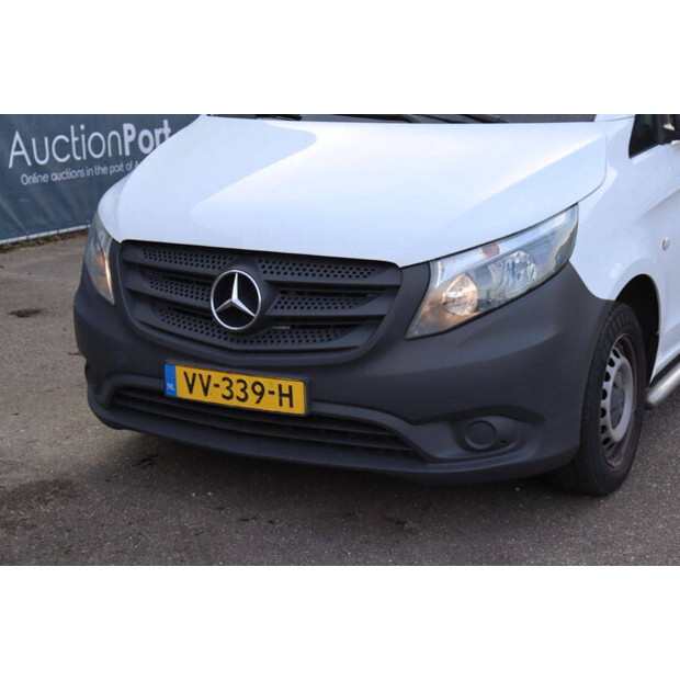 2016 Mercedes-Benz Vito-44071117