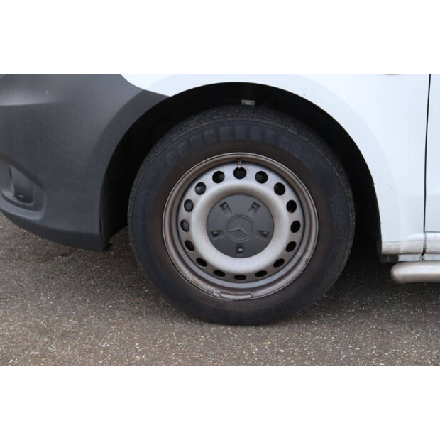 2016 Mercedes-Benz Vito-44071121