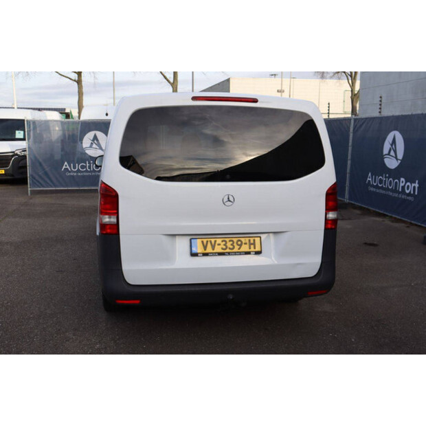 2016 Mercedes-Benz Vito-44071123