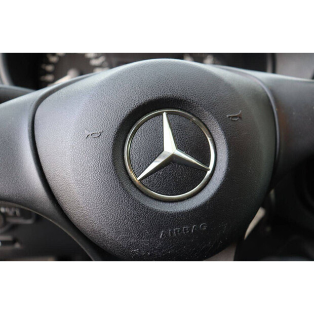 2016 Mercedes-Benz Vito-44071149