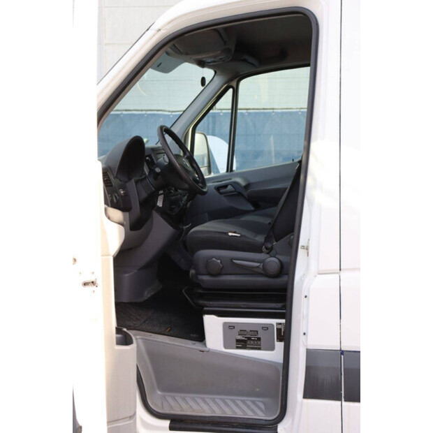2015 Volkswagen CRAFTER-44071252