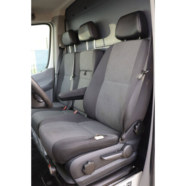2015 Volkswagen CRAFTER-44071258