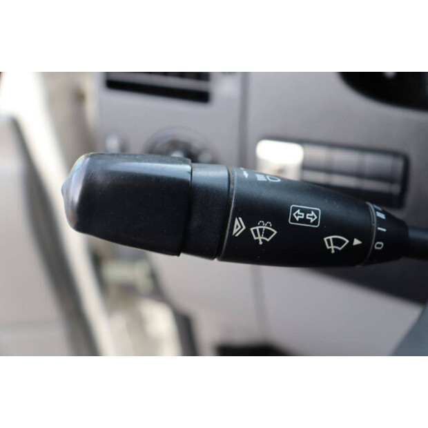 2015 Volkswagen CRAFTER-44071267