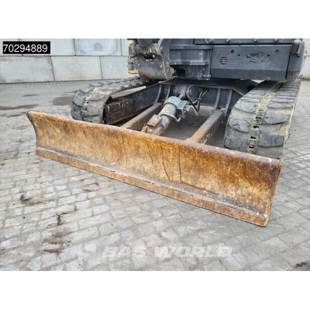 2016 فولفو ECR88D-44071283