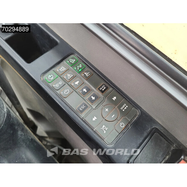 2016 فولفو ECR88D-44071293