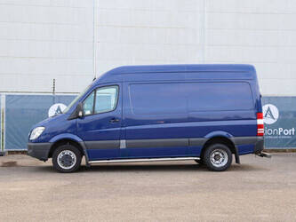 صورة ل المركبات التجارية 2008 مرسيدس بنز Sprinter 518 CDi
