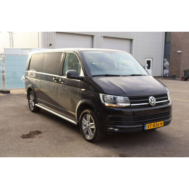 2016 Volkswagen Transporter-44071464