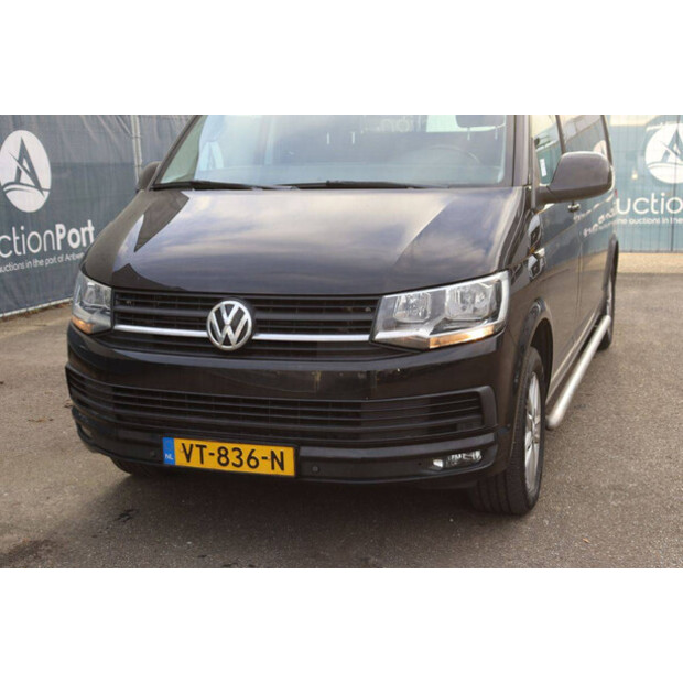 2016 Volkswagen Transporter-44071467