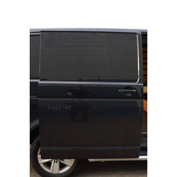 2016 Volkswagen Transporter-44071480