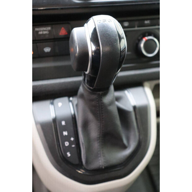 2016 Volkswagen Transporter-44071497