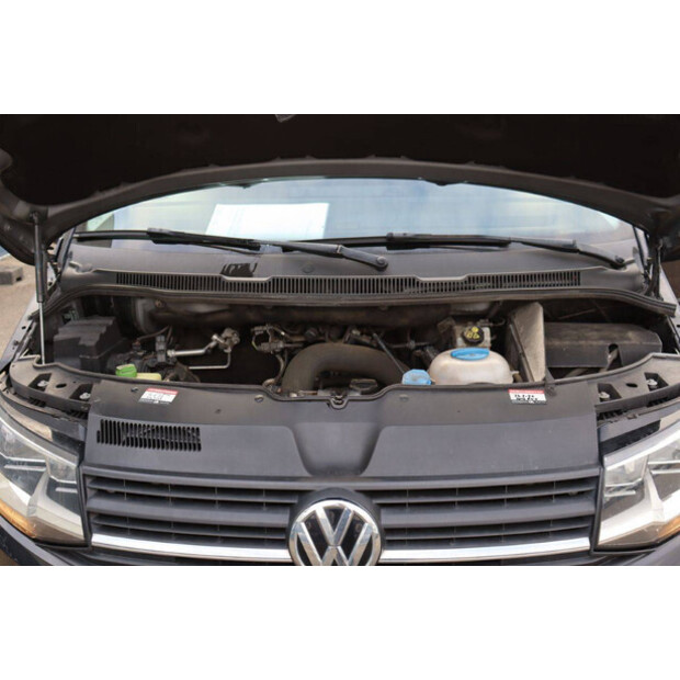2016 Volkswagen Transporter-44071508