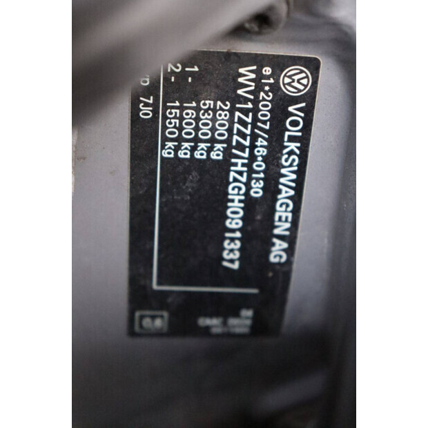 2016 Volkswagen Transporter-44071511