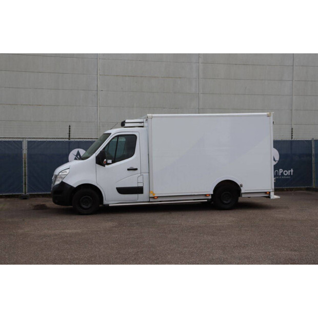 2017 نيسان NV400-44071513