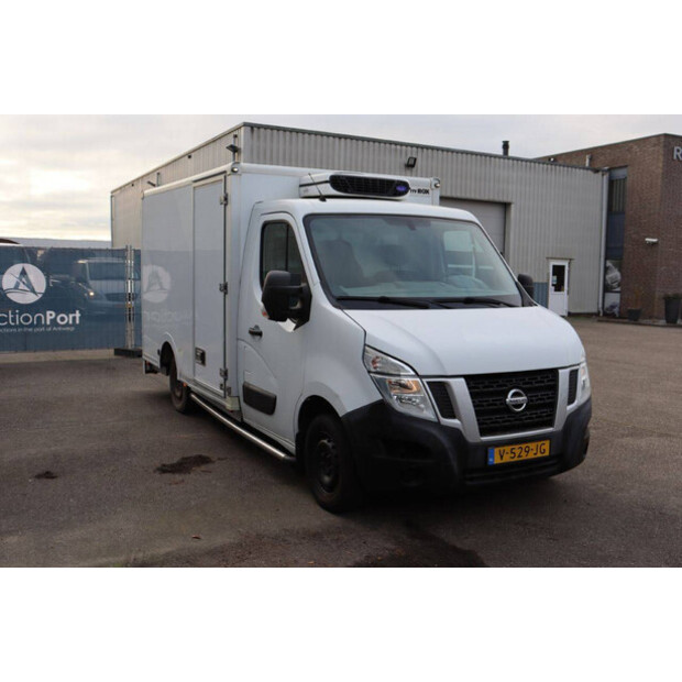 2017 نيسان NV400-44071519