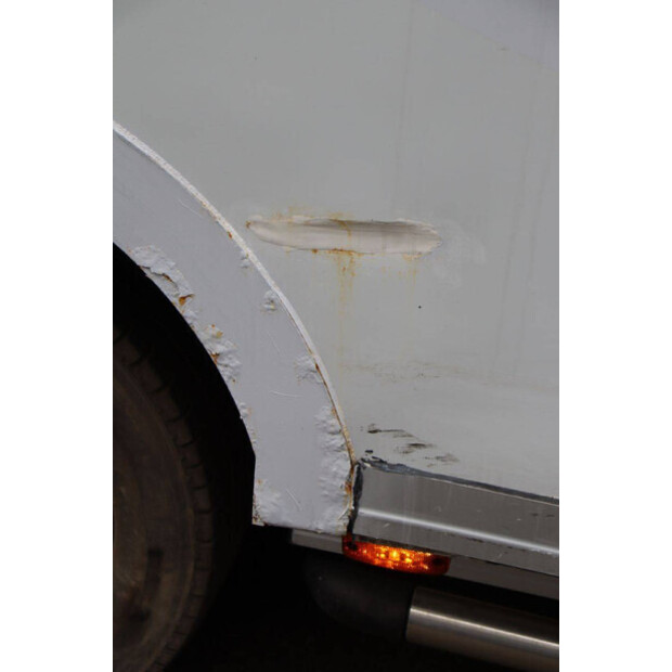 2017 نيسان NV400-44071540