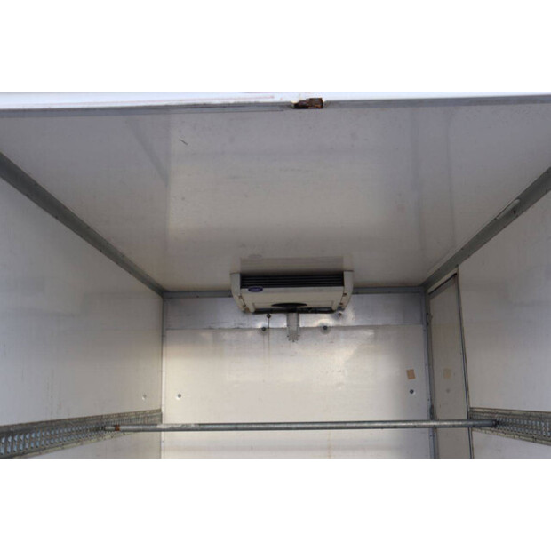 2017 نيسان NV400-44071547