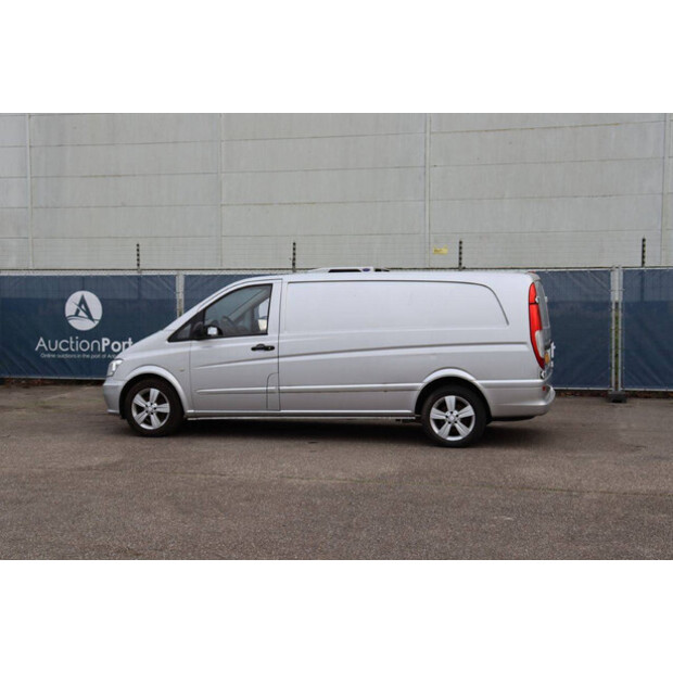 2011 Mercedes-Benz Vito-44071590