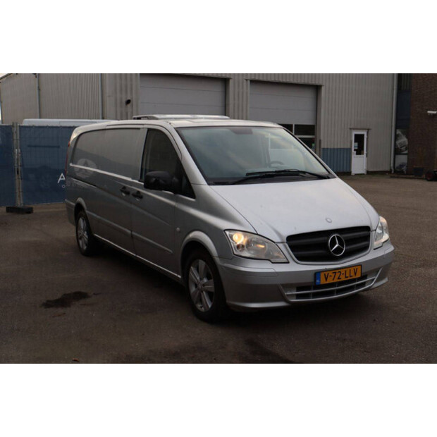 2011 Mercedes-Benz Vito-44071595