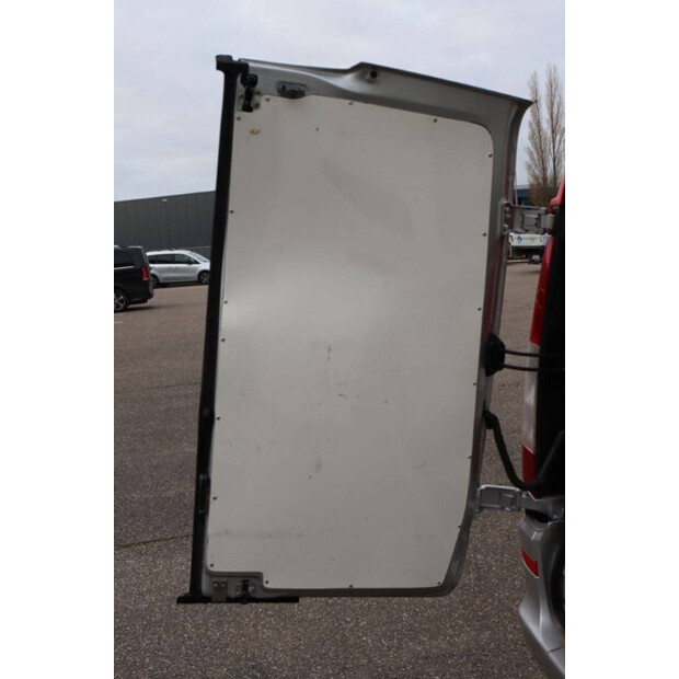 2011 Mercedes-Benz Vito-44071622