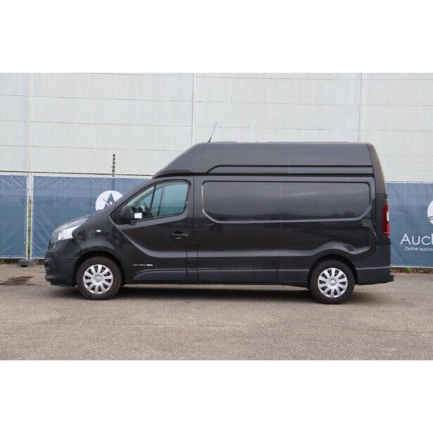 2016 Renault Trafic-44071716