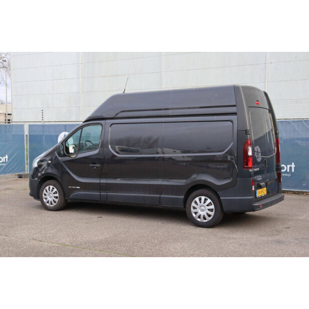 2016 Renault Trafic-44071718