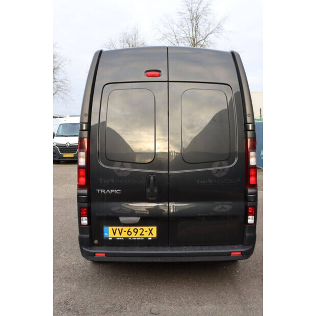 2016 Renault Trafic-44071719
