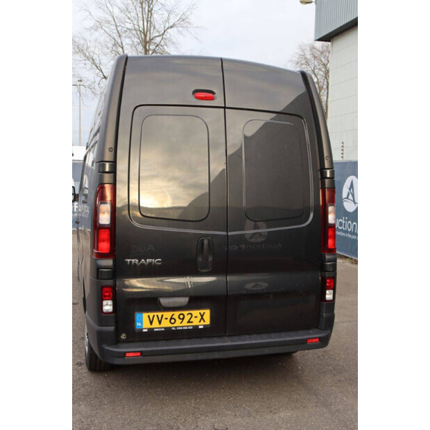 2016 Renault Trafic-44071731