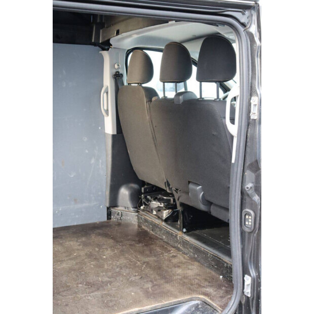 2016 Renault Trafic-44071736