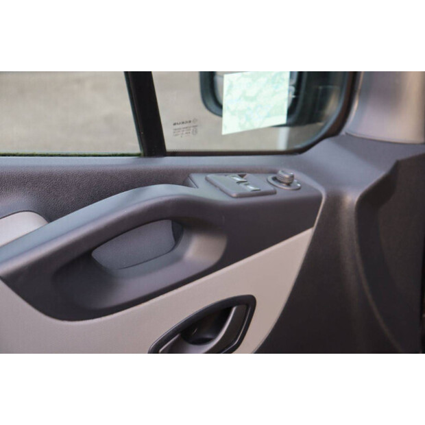 2016 Renault Trafic-44071747