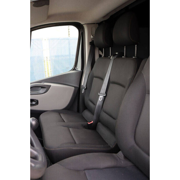 2016 Renault Trafic-44071752